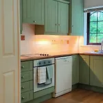 Rynn Haven - Enchanting Townhouse Lough Rynn Holiday home