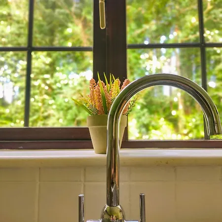 Rynn Haven - Enchanting Townhouse Lough Rynn Mohill