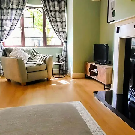 Feriehus Rynn Haven - Enchanting Townhouse Lough Rynn