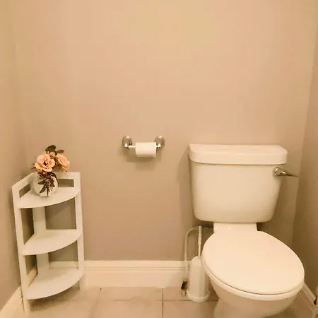 Rynn Haven - Enchanting Townhouse Lough Rynn Holiday home Mohill